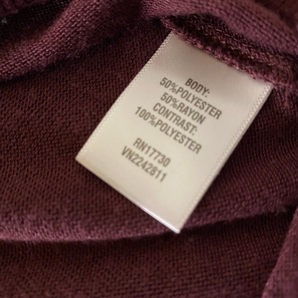 Mossimo Feather Patterned 3/4 Sleeve Shirt - Picture 5 of 7